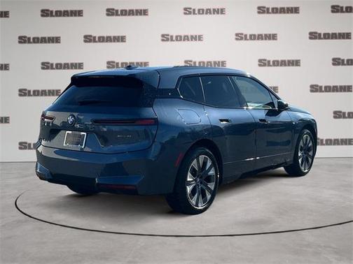 2026 BMW iX xDrive45