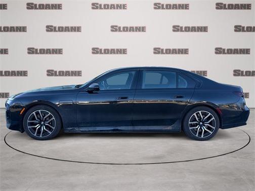 2026 BMW 750e i xDrive