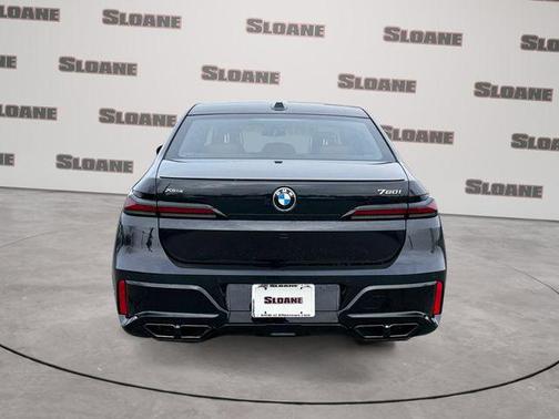 Carbon Black Metallic 2026 BMW 760 xDrive