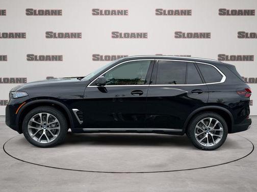 Black Sapphire Metallic 2026 BMW X5 xDrive40i