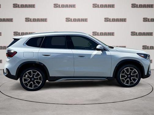 Mineral White Metallic 2026 BMW X1 xDrive28i