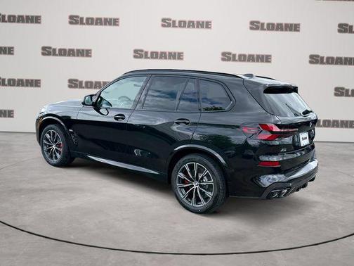 Black Sapphire Metallic 2026 BMW X5 M60i
