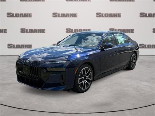 2026 BMW 750e i xDrive