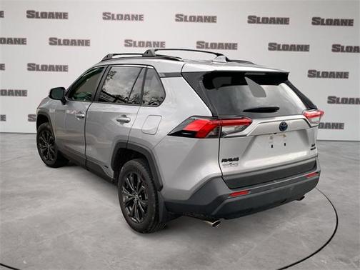 2022 Toyota RAV4 Hybrid XLE Premium