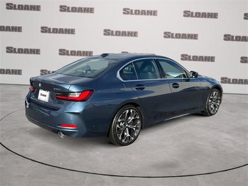 2026 BMW 330 i xDrive