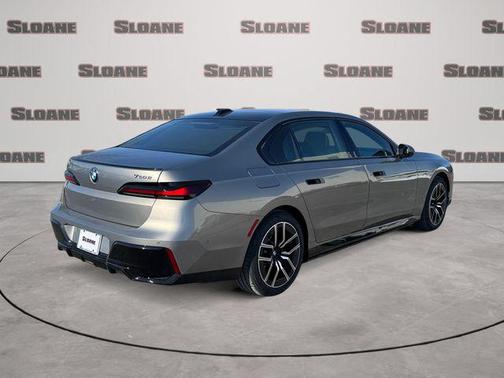 Oxide Grey Metallic 2026 BMW 750e i xDrive