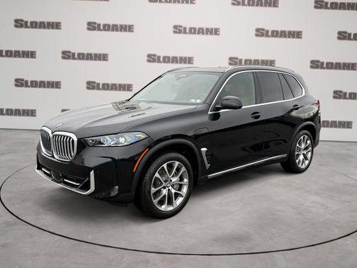 Black Sapphire Metallic 2026 BMW X5 PHEV xDrive50e