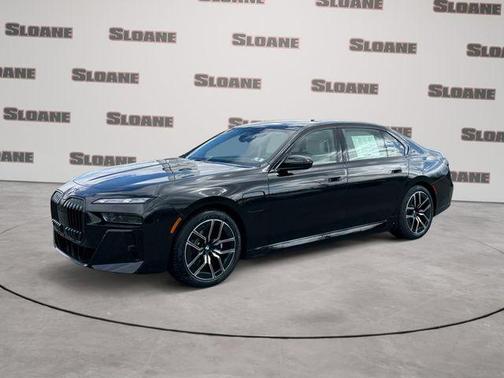 Black Sapphire Metallic 2026 BMW 750e i xDrive