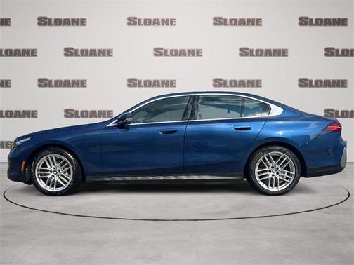 2025 BMW 530 i xDrive