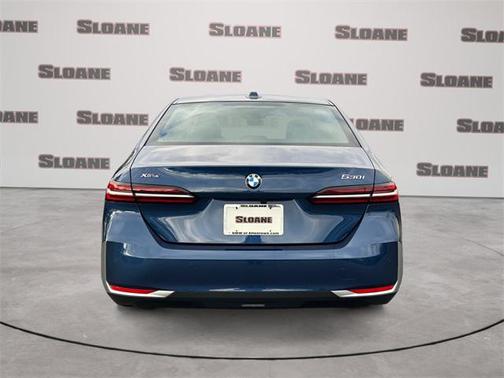 2025 BMW 530 xDrive
