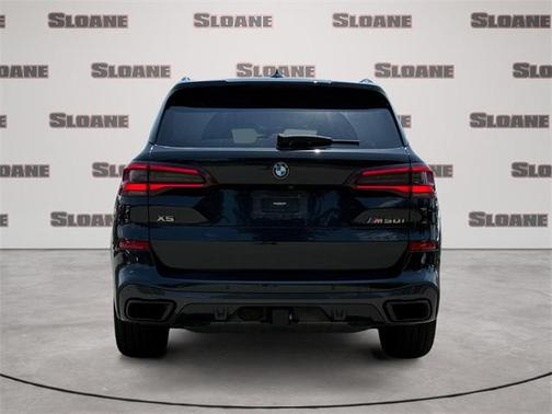 2022 BMW X5 M50i