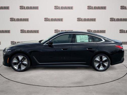 Black Sapphire Metallic 2026 BMW i4 Gran Coupe xDrive40