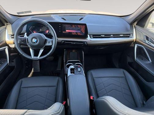 Mineral White Metallic 2026 BMW X1 xDrive28i