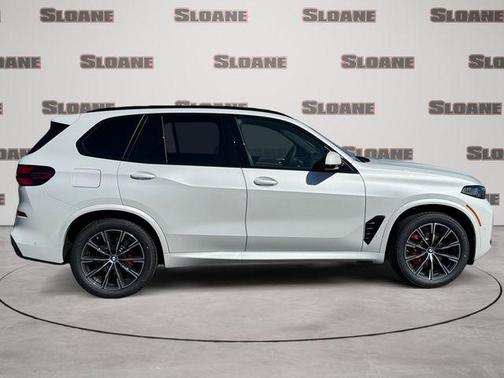 Mineral White Metallic 2026 BMW X5 xDrive40i
