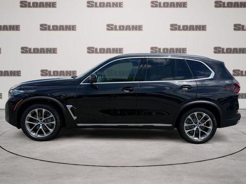 Black Sapphire Metallic 2026 BMW X5 PHEV xDrive50e