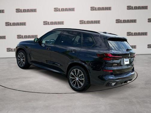 Carbon Black Metallic 2026 BMW X5 xDrive40i