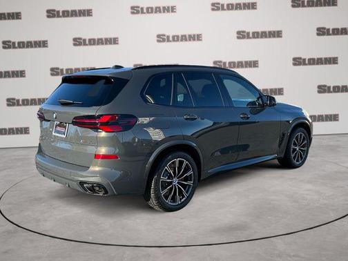 Dravit Grey Metallic 2026 BMW X5 M60i