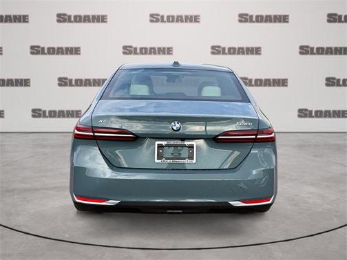 2026 BMW 530 i xDrive