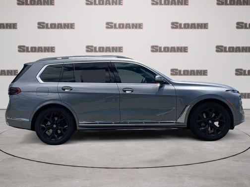 Skyscraper Grey Metallic 2024 BMW X7 xDrive40i
