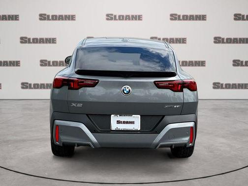 Skyscraper Grey Metallic 2026 BMW X2 xDrive28i
