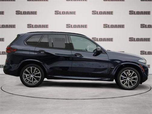2024 BMW X5 M60i
