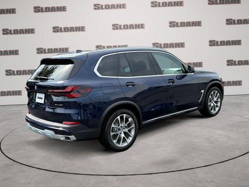 Tanzanite Blue II Metallic 2026 BMW X5 xDrive40i