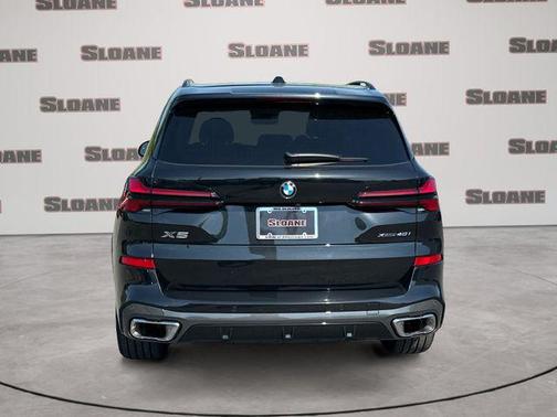 Black Sapphire Metallic 2026 BMW X5 xDrive40i