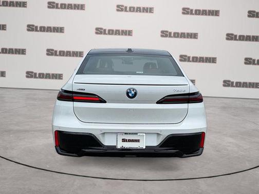Mineral White Metallic 2026 BMW 750e i xDrive