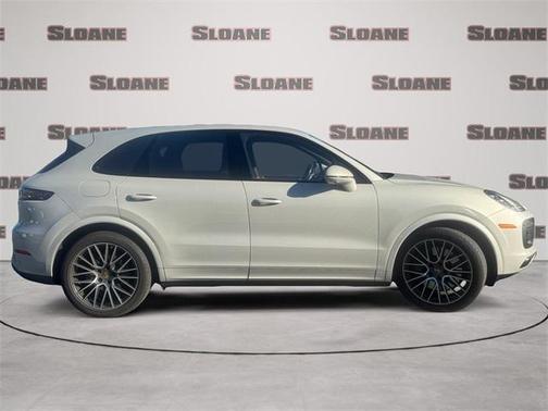 2022 Porsche Cayenne S