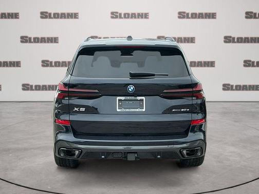 Carbon Black Metallic 2026 BMW X5 PHEV xDrive50e