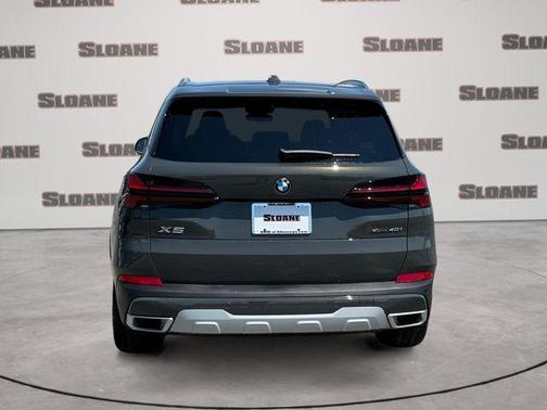 Dravit Grey Metallic 2026 BMW X5 xDrive40i