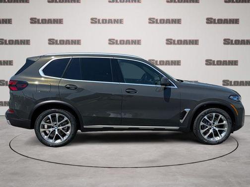 Dravit Grey Metallic 2026 BMW X5 xDrive40i