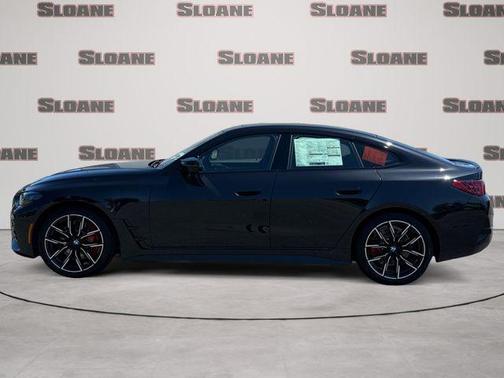 Black Sapphire Metallic 2026 BMW M440 i xDrive