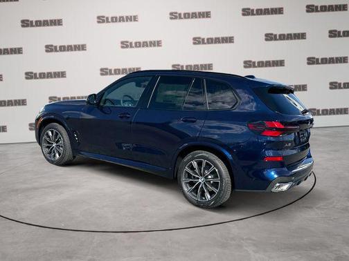 Tanzanite Blue II Metallic 2026 BMW X5 xDrive40i