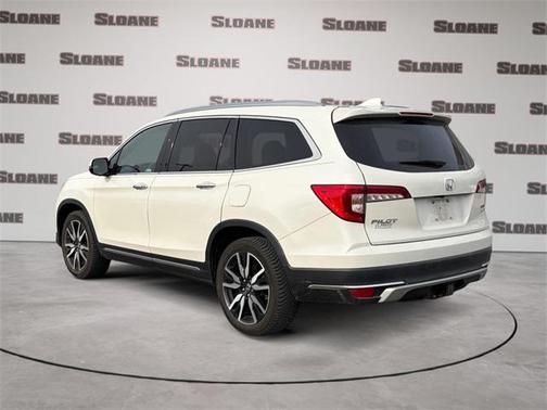 2019 Honda Pilot Touring 8-Passenger
