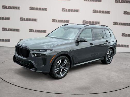 Dravit Grey Metallic 2027 BMW X7 xDrive40i