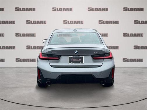 2026 BMW 330 i xDrive