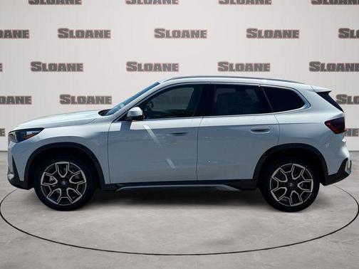 Alpine White 2026 BMW X1 xDrive28i