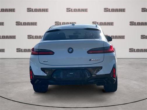 2022 BMW X4 M40i