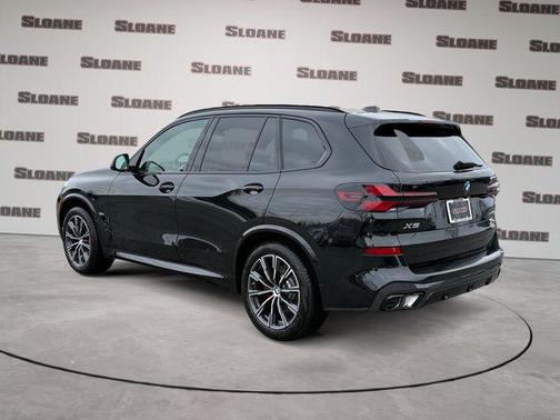 Black Sapphire Metallic 2026 BMW X5 xDrive40i