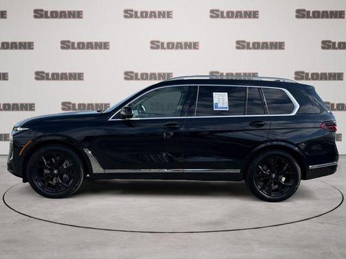 Black Sapphire Metallic 2026 BMW X7 xDrive40i