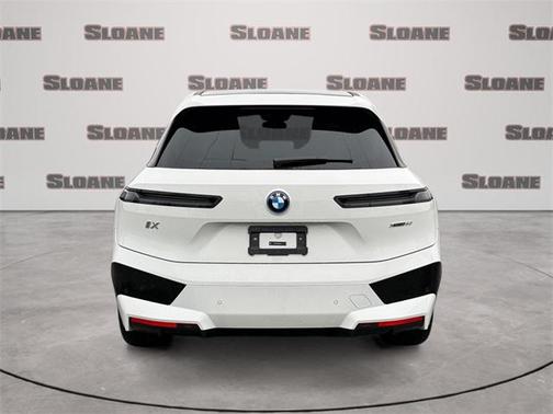 2025 BMW iX xDrive50