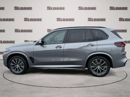 Skyscraper Grey Metallic 2026 BMW X5 xDrive40i
