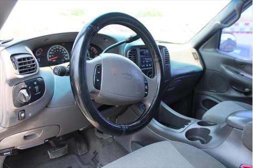 1999 Ford Expedition XLT 4WD