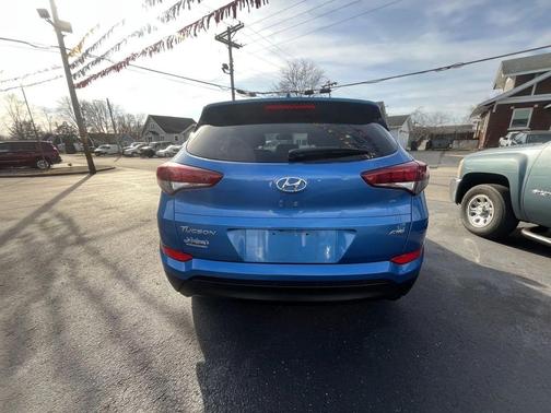 2017 Hyundai TUCSON SE Plus