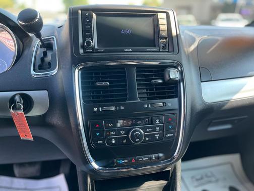 2016 Dodge Grand Caravan AVP/SE