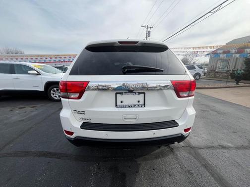 2011 Jeep Grand Cherokee Laredo