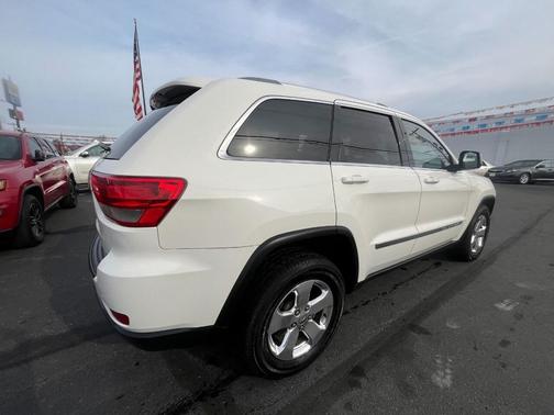 2011 Jeep Grand Cherokee Laredo