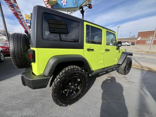 2017 Jeep Wrangler Unlimited Sport