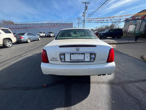 2002 Cadillac DeVille DHS